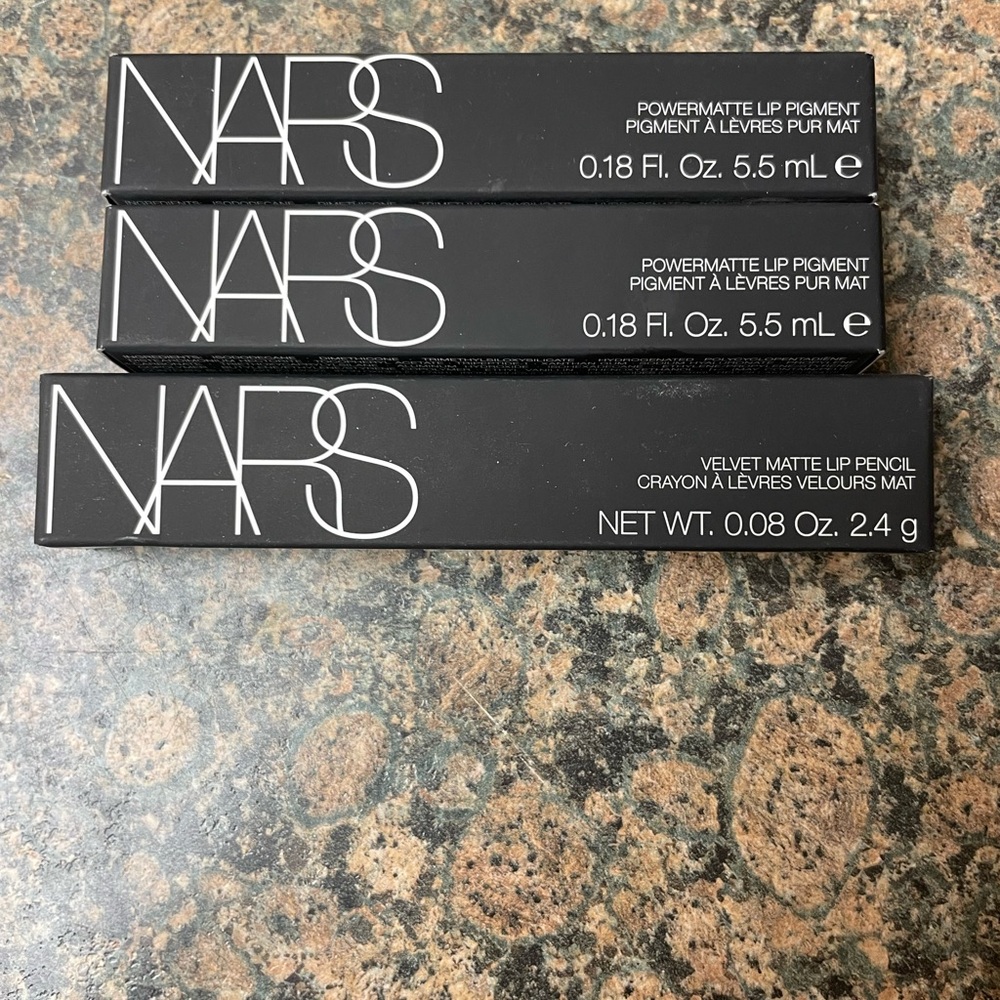 NARS Velvet Matte Lip Pencil and Powermatte Lip Pigment Set